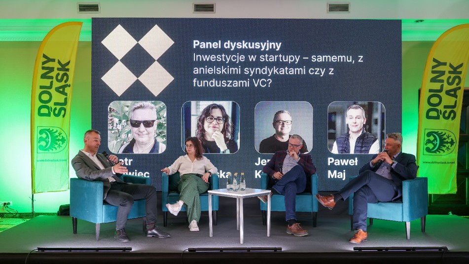 Panel